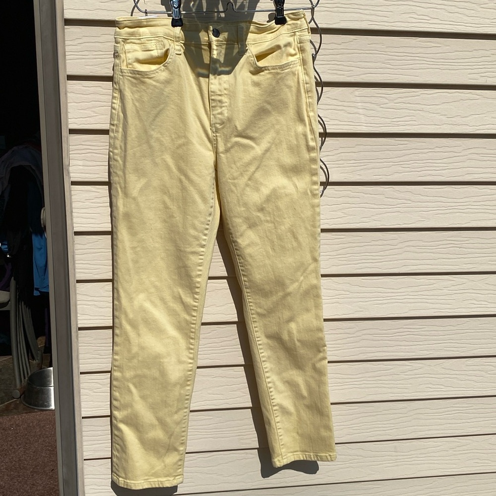 Joe’s yellow denim jeans. Size 29 waist. Worn once. Can be cuffed. Ankle length